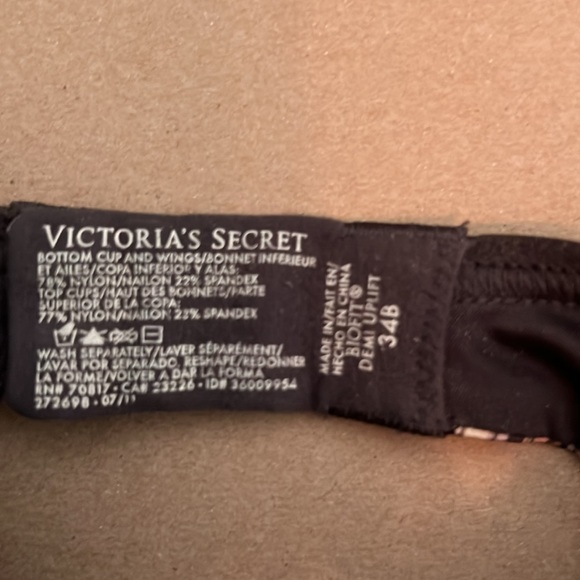 Victoria Secret 34b bio fit Demi uplift bra like new - Picture 5 of 6